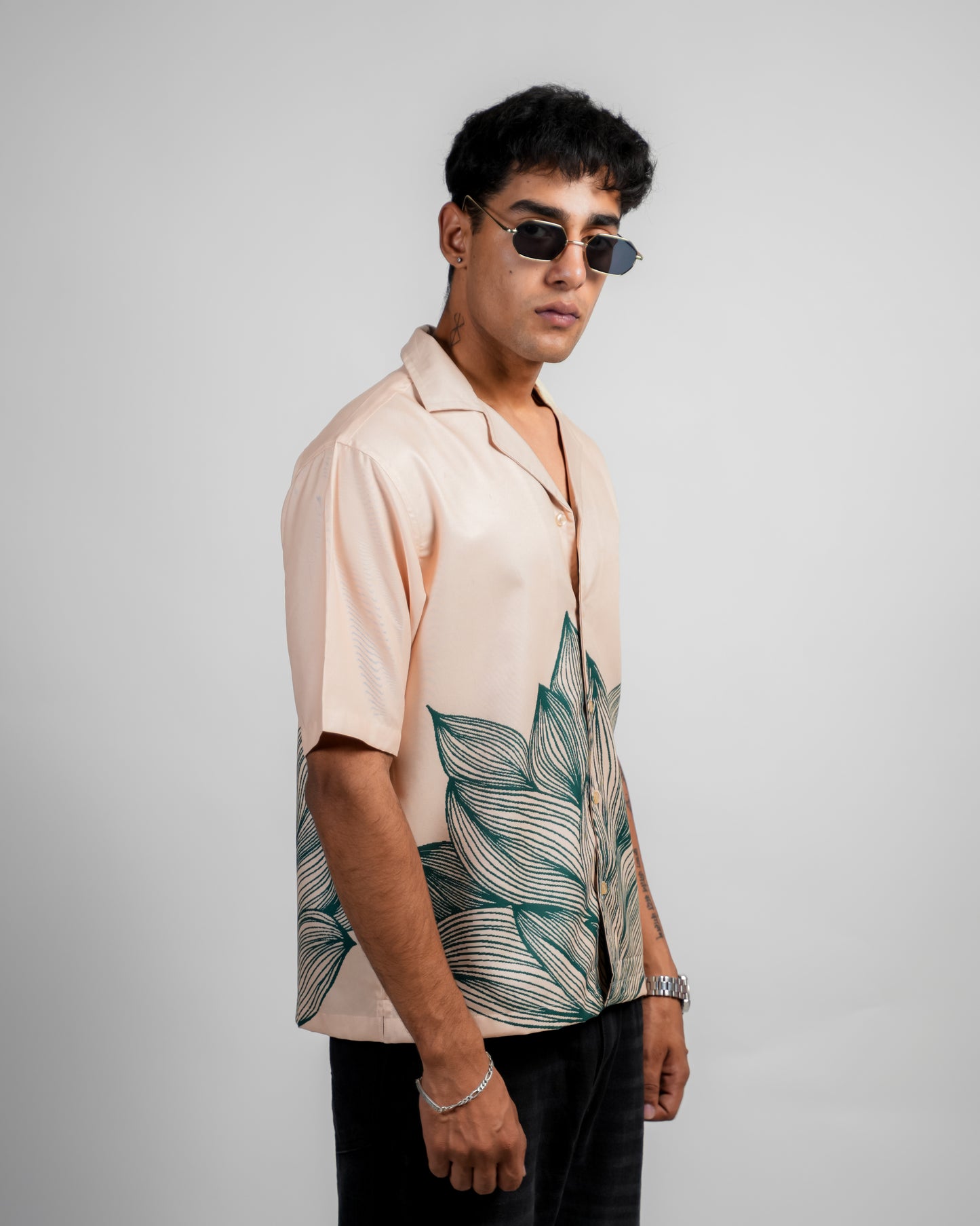 LEAFY AFFAIR RELAXED FIT SHIRT