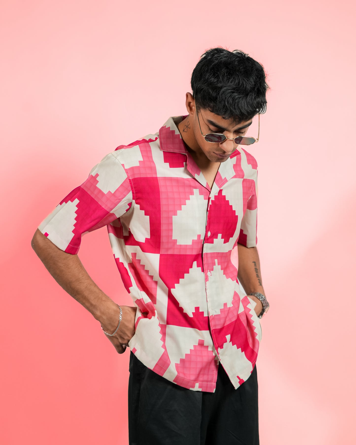 INVERTED HEART RELAXED FIT SHIRT